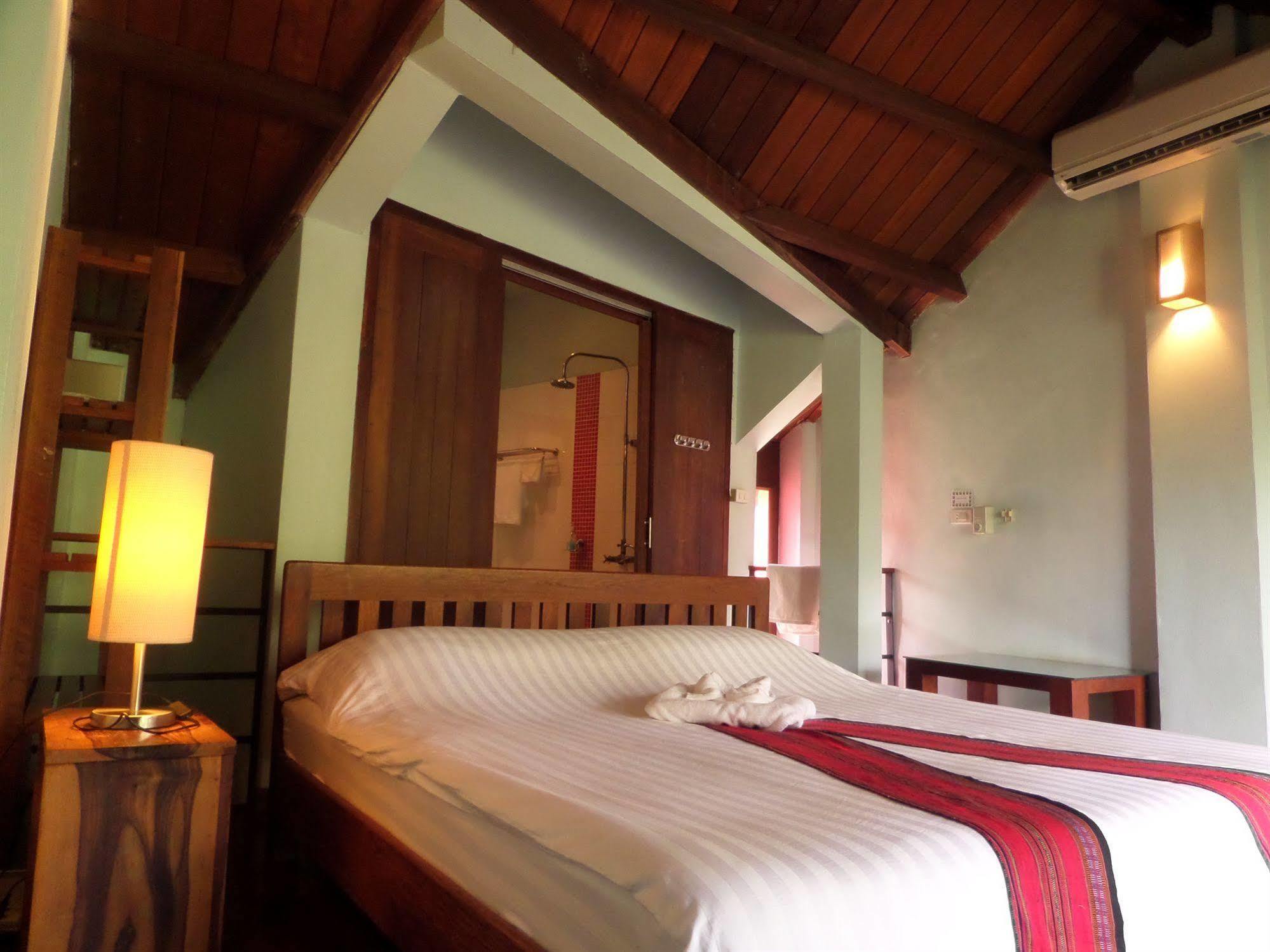 Residence Bassac Champasak Exterior photo